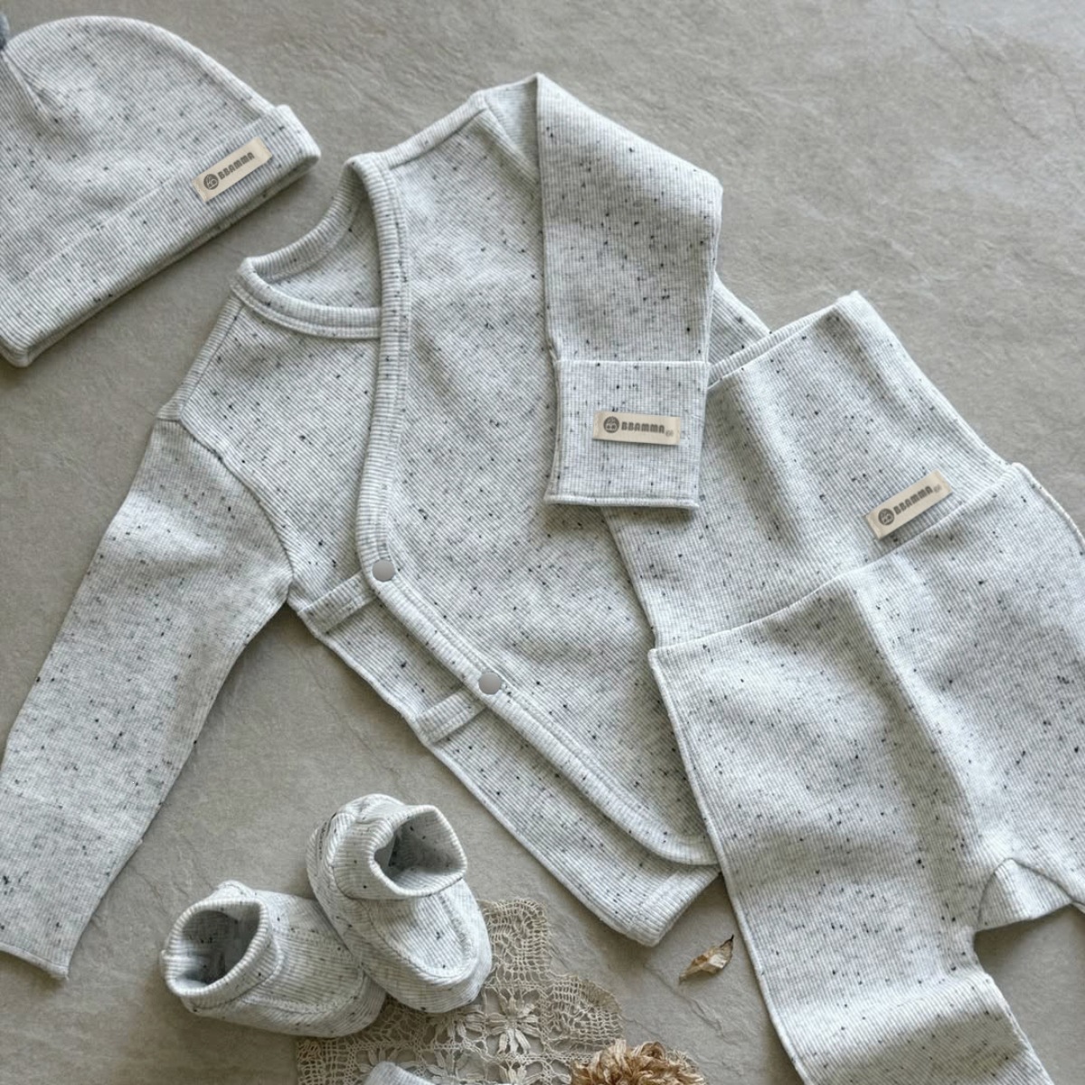 Setelan Baju Rumah Bayi Baru M - Baby Clothing Gender Neutral ulasan dan harga